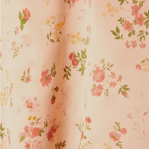 Reformation Benson Floral-Print Silk-Satin Mini Skirt in Vivian - Picture 5 of 9